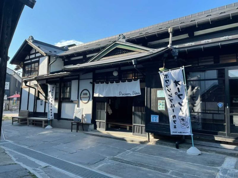 【Poisson Bleu CAFE】宮城県大崎市にある江戸時代の酒蔵を改修した施設にあるカフェ